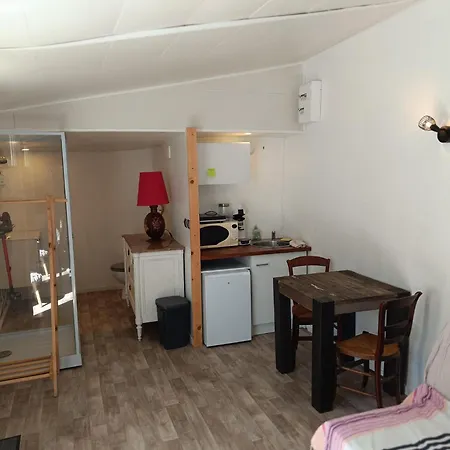 Le Au Calme A Apartment Royan